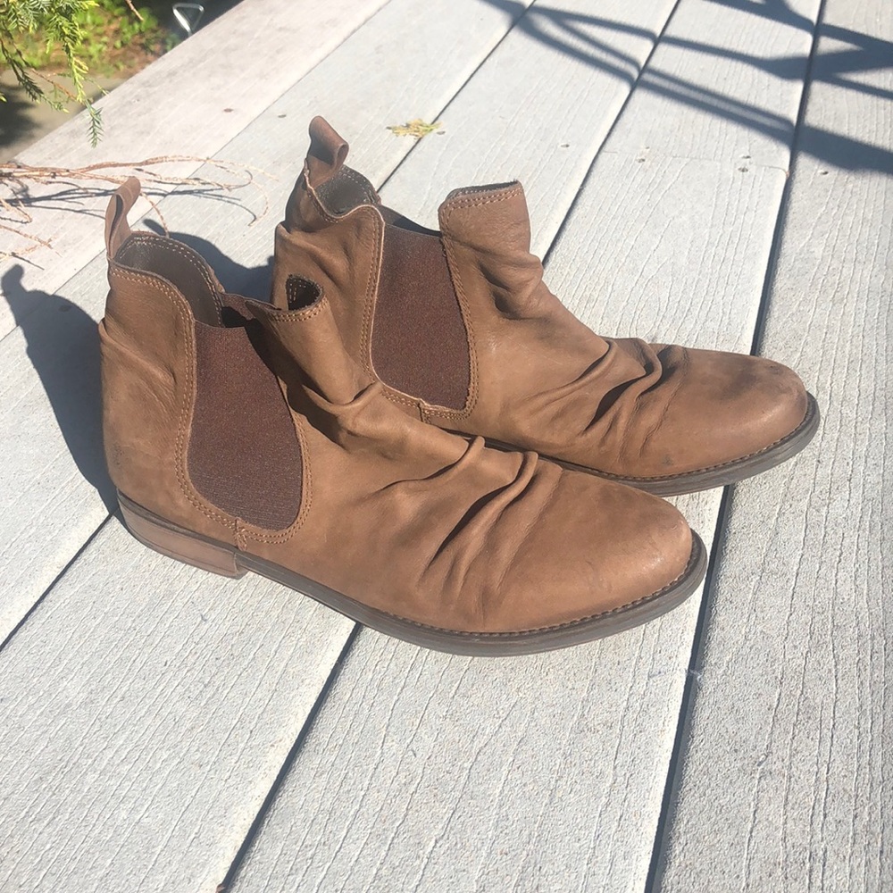 Steve Madden Brown Ankle Boot